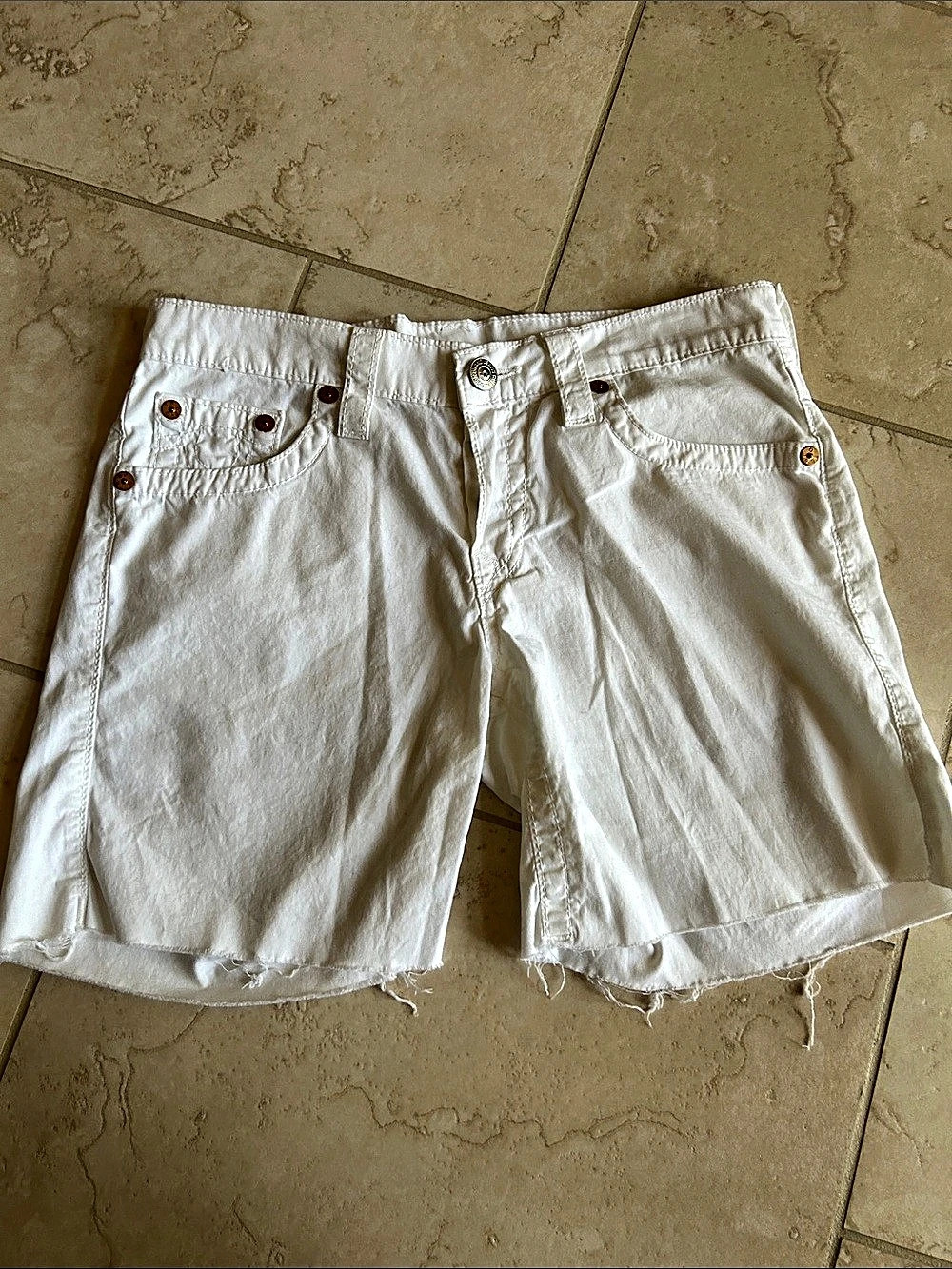 True Religion Brand Jeans White Shorts, Style Romy Waist 28